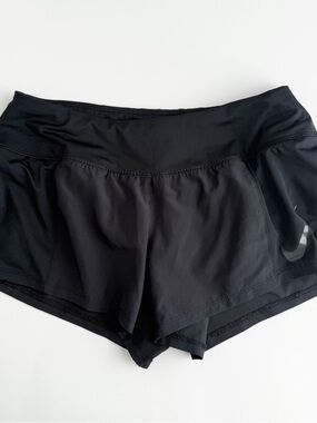 Nike Dri-Fit Athletic Shorts Black - Small